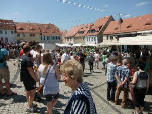 voller Platz zum Stadtfest Mücheln 07.07.2013